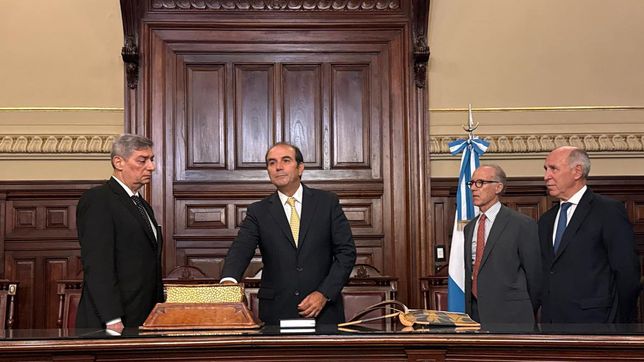 la corte suprema le tomo juramento a manuel garcia-mansilla y postergo el nombramiento de lijo