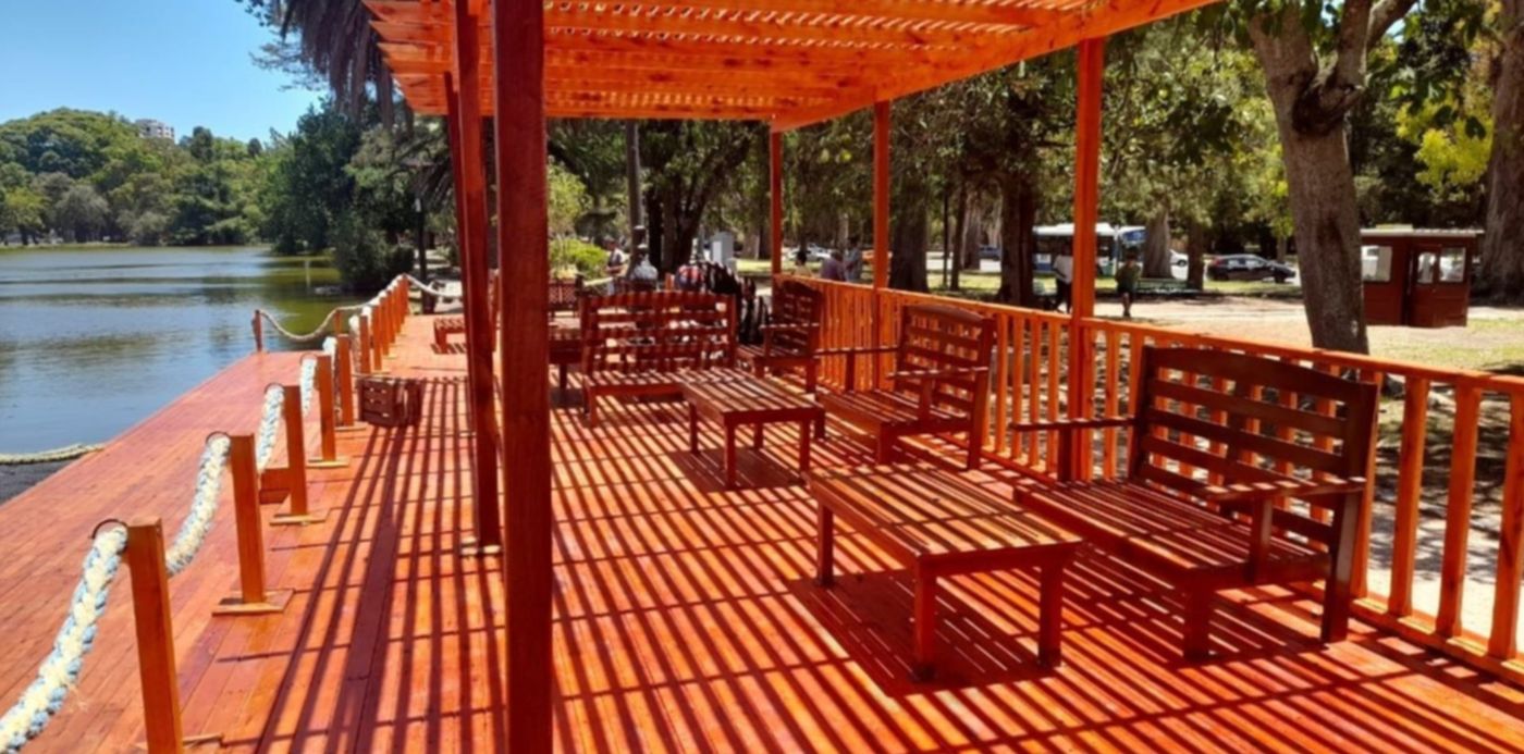 Puerto del Lago del Bosque