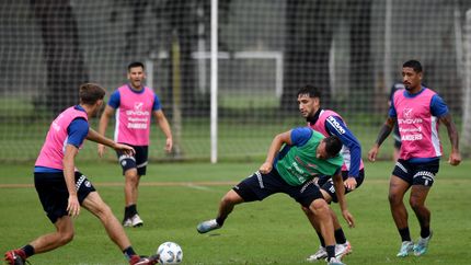 Mientras se acerca el debut, el renovado Gimnasia toma forma y Méndez tiene los elegidos