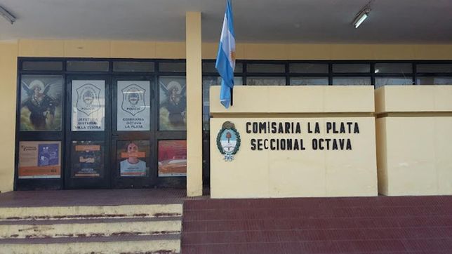 allanaron la comisaria octava tras una denuncia contra policias                                  