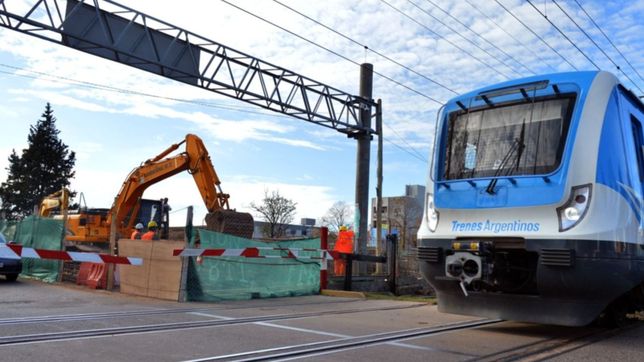 tras el parate, se reactiva la obra del tren roca en el paso bajo nivel en 1 y 32