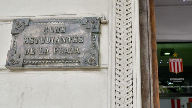 estudiantes cerrara todas las sedes por el fallecimiento de juan ramon veron