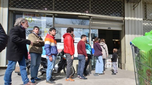 el ultimo supermiercoles de agosto llega con descuentos de los bancos provincia y nacion