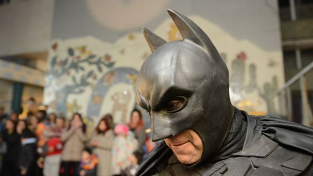 el batman solidario presentara su ultimo proyecto del ano antes de su retiro