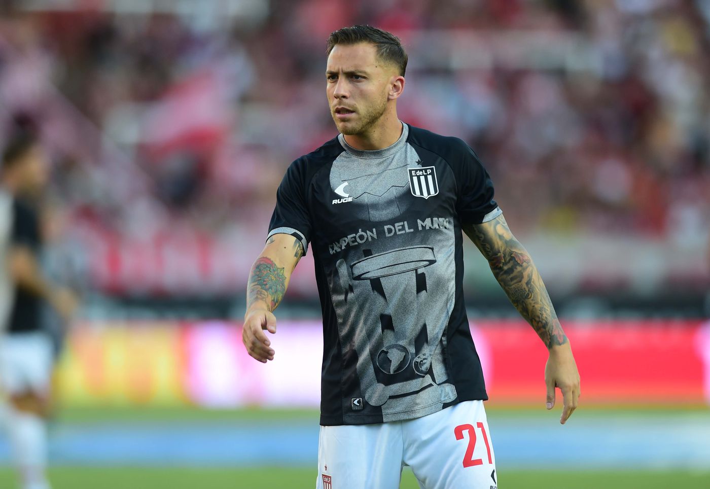 Estudiantes Central Córdoba Piovi entrada en calor.jpg