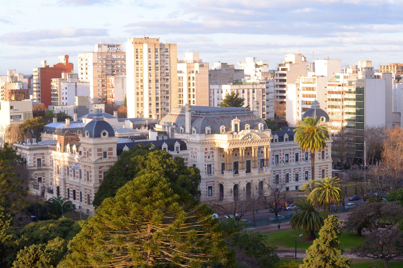 Provincia confirmó que pagará el aguinaldo a los trabajadores públicos bonaerenses "antes de las fiestas"