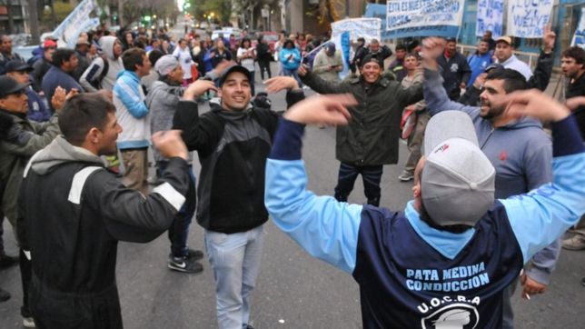 ¿tenes que ir al centro? trabajadores de la uocra protestaran en la ciudad