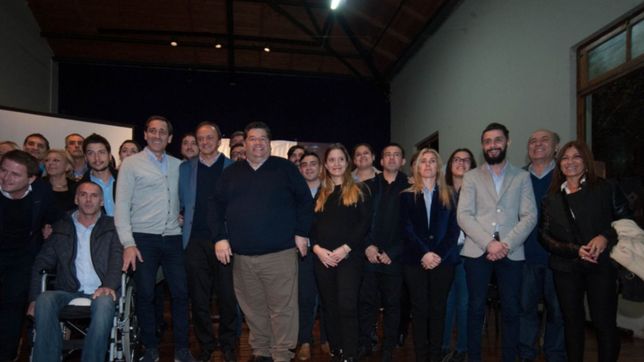 con garro a la cabeza, se lanzo el foro de concejales de cambiemos de la seccion capital