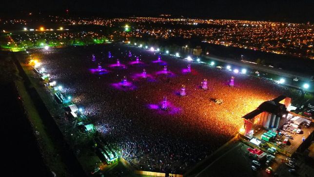 asi fue el ultimo show en vivo del indio solari, hace casi 10 anos
