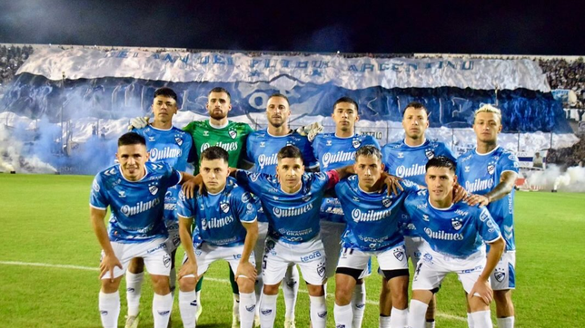 se formo en estudiantes, fue la figura de quilmes y suena para reforzar a un equipo grande