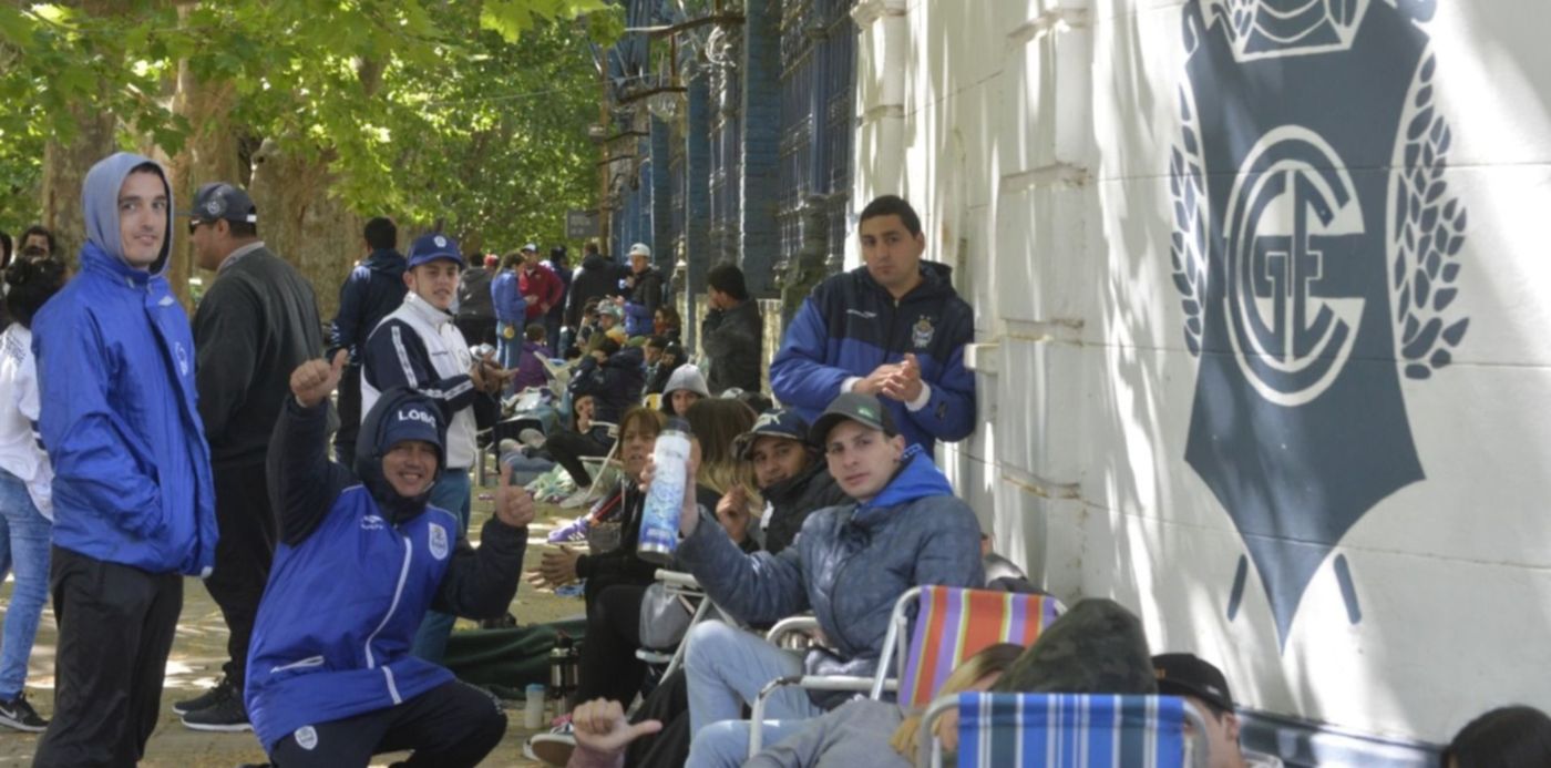 1543852487099.jpg?x=10&y=256&width=1473&height=736&rotate=0&scaleX=1&scaleY=1&ow=1500&oh=998&&cw=1920&ch=950