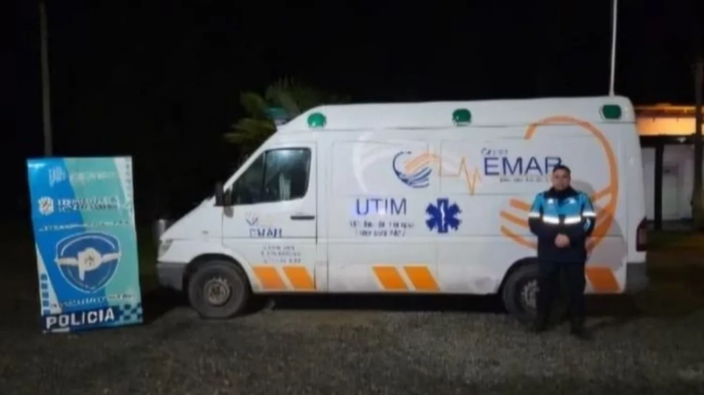 La ambulancia Mercedes-Benz, que supuestamente hab&iacute;a sido utilizada como apoyo, fue incautada en uno de los allanamientos
