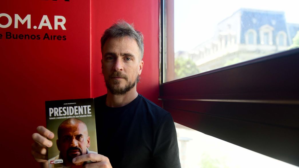 El estilo Verón, una forma de conducir y el libro sobre la génesis de su construcción política