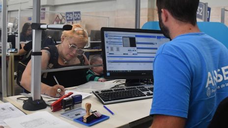 ¿Quiénes y cuándo cobrarán el bono de $36.000 que confirmó la ANSES?