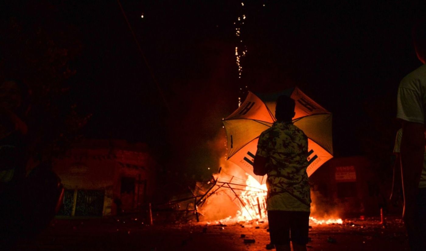 Muñecos de fin de año Momos 2022 Quema de muñecos