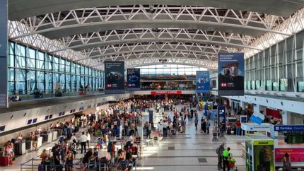 Amenazan con un paro general de aeropuertos para el feriado de Semana Santa