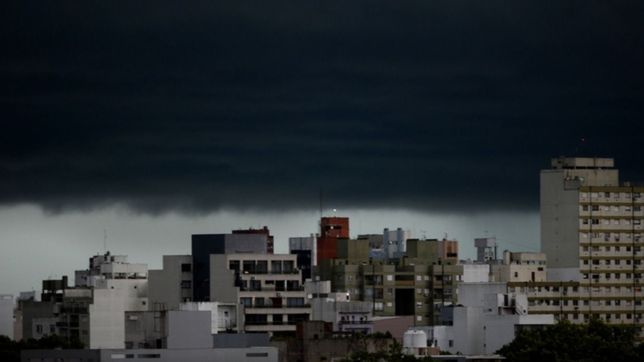 la plata, berisso y ensenada a la espera de fuertes tormentas