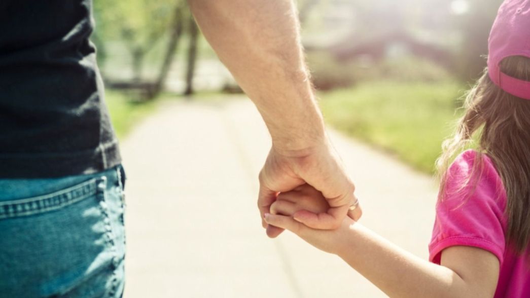 La desgarradora lucha un padre que no ve a sus hijos a quienes les escribió una carta