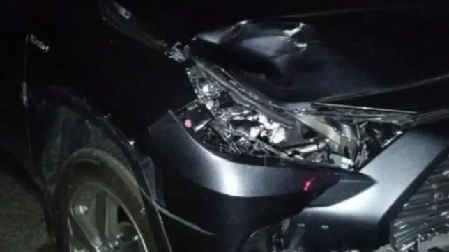 un argentino murio atropellado en uruguay cuando iba a su casa que se incendiaba