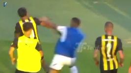 dos uruguayos pueden reencontrarse en el lobo tras irse a las manos en el clasico charrua dos uruguayos pueden reencontrarse en el lobo tras irse a las manos en el clasico charrua