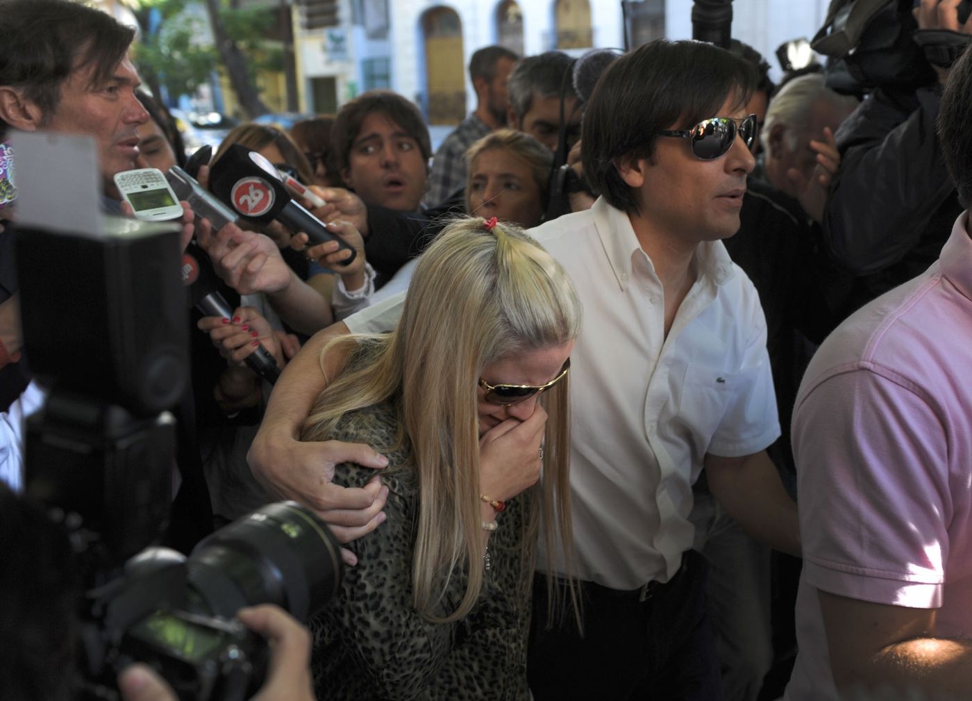 Carolina Piparo Juan Buzali entrando a juicio por salidera