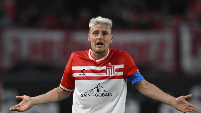 el video que muestra todos los fallos contra estudiantes y a favor de barracas central