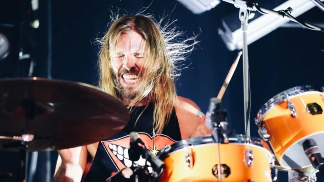 Conmoción en el mundo del rock por la sorpresiva muerte del baterista de Foo Fighters
