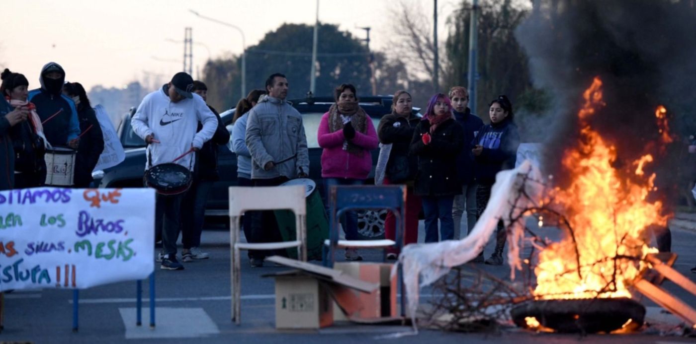 Protesta Escuela N° 49