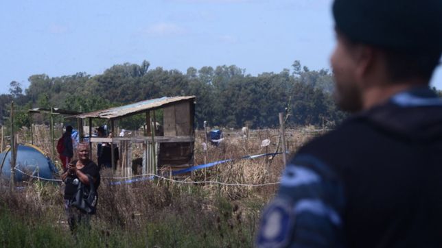 balearon la casa y el auto de una familia por la toma de terrenos en los hornos