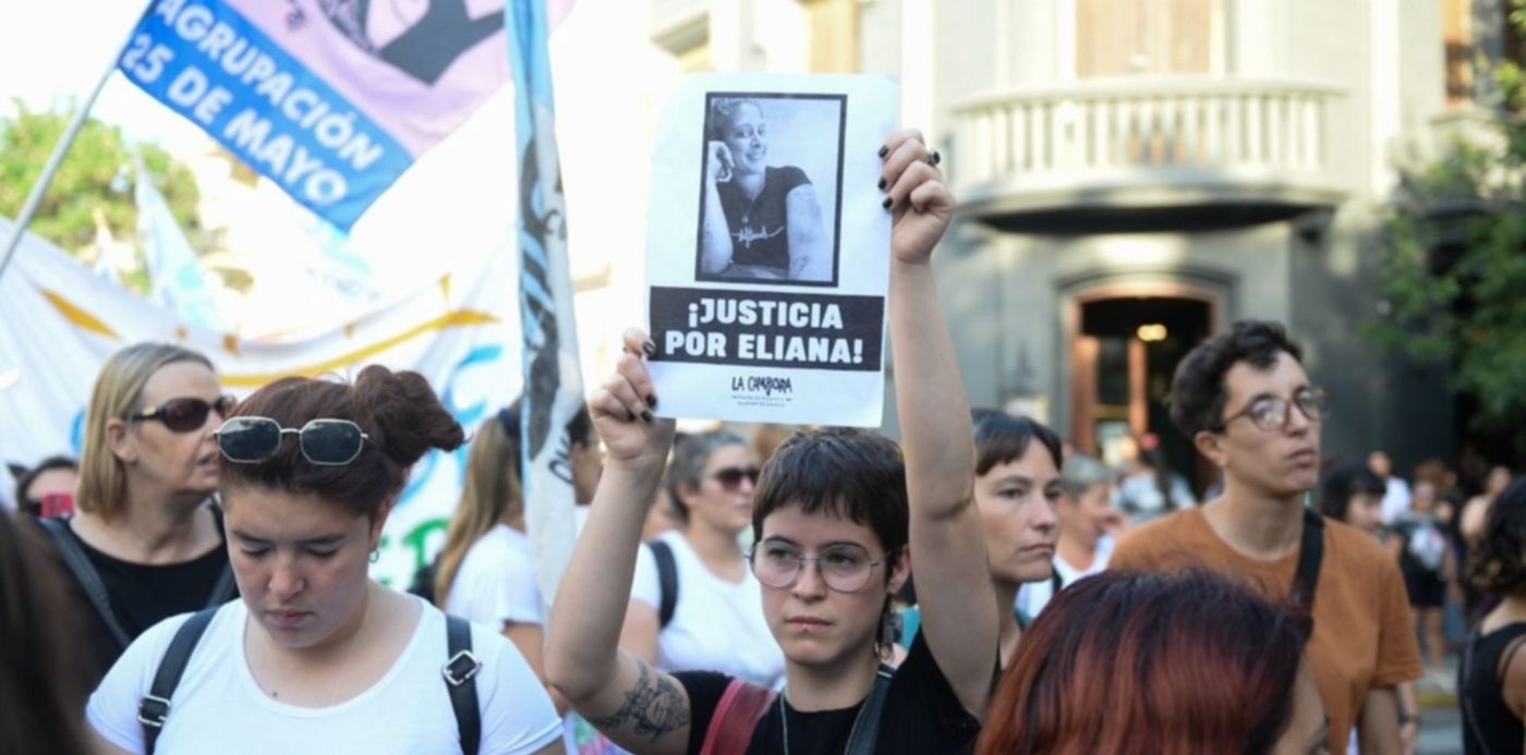 Marcha por el Día Internaciona contra la Violencia contra la Mujer y por Eliana Pacheco