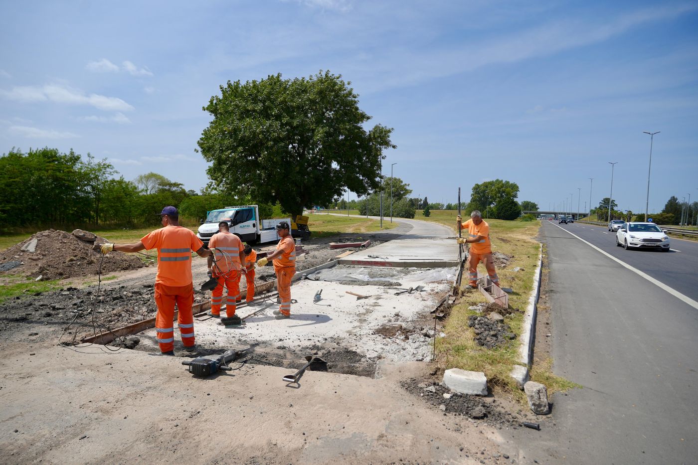 Avanzan las obras para mejorar el acceso en Distribuidor Etcheverry