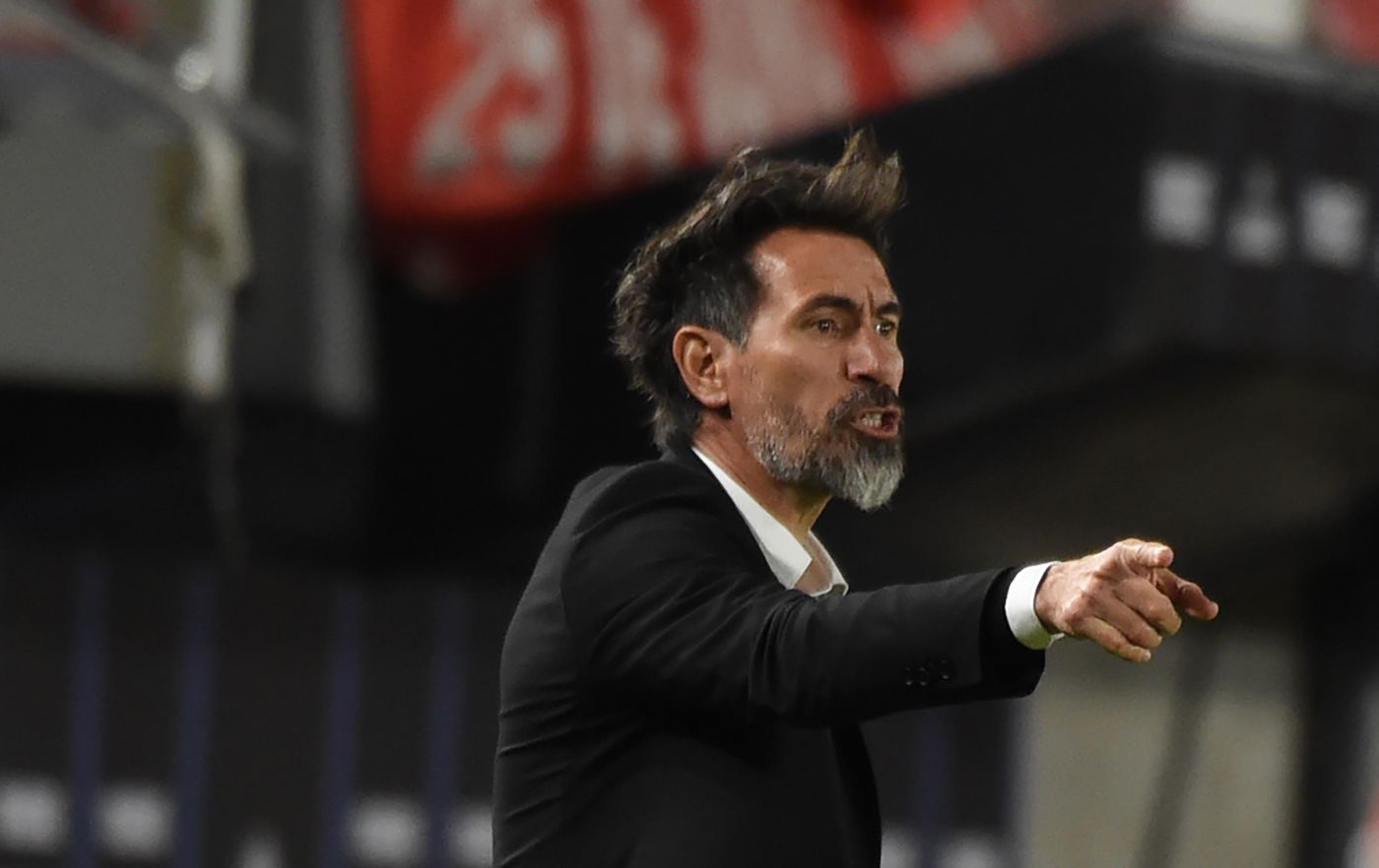 Estudiantes The Strongest Dominguez 3.jpg