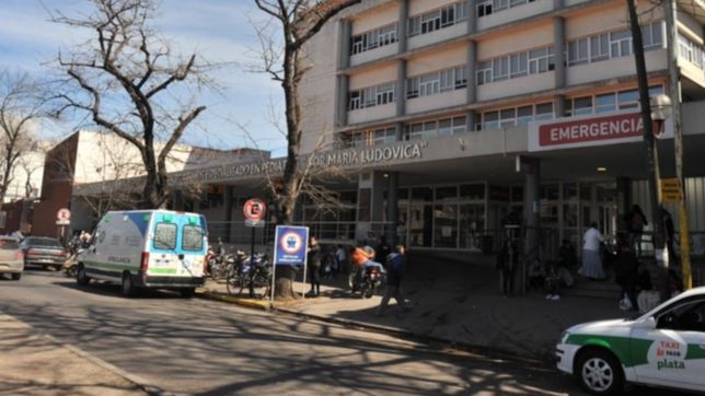 dos nenas de 11 y 14 anos fueron atacadas con un cinto por su papa y terminaron internadas