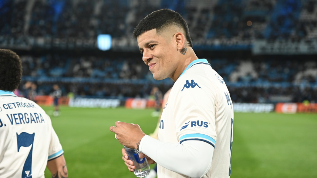 Rojo renueva en Racing y en este mercado de pases no se hablará de una vuelta al Pincha