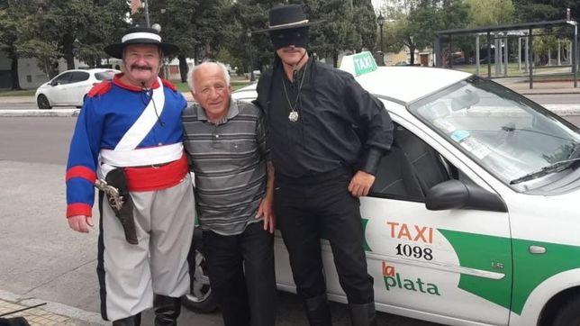 un taxista tuvo un increible gesto con voluntarios del hospital de ninos y emociona a la plata