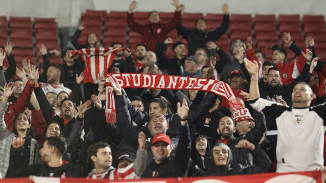 ¿cuanto cuesta ir a chile para ver a estudiantes ante universidad catolica por libertadores?