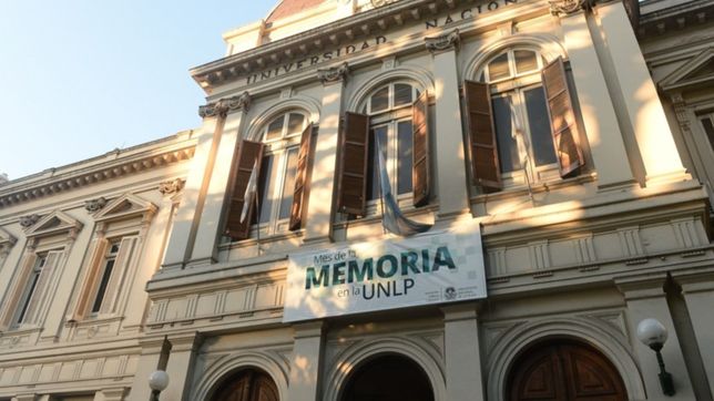 la unlp inauguro el mes de la memoria y conmemoro los 20 anos del juicio por la verdad