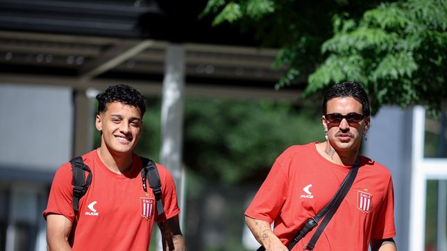 estudiantes emprendio viaje para la final del trofeo de campeones