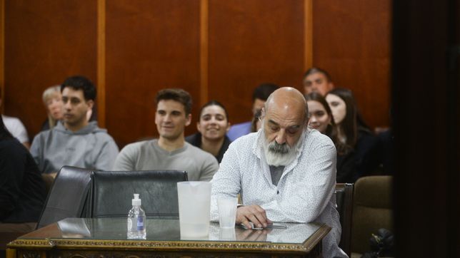 los peritos desarmaron la coartada del acusado por un crimen con torturas en la plata