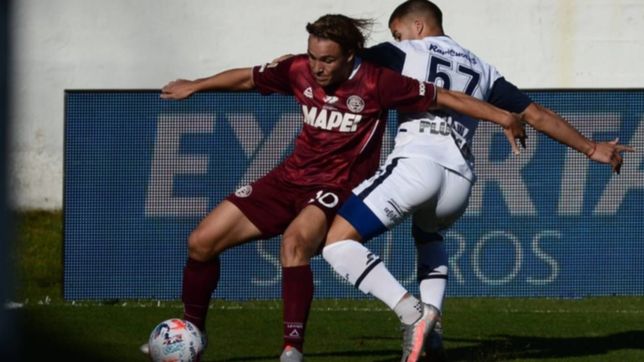 un lobo diezmado por los casos de covid perdio 4 a 2 con lanus, pero dejo una buena imagen