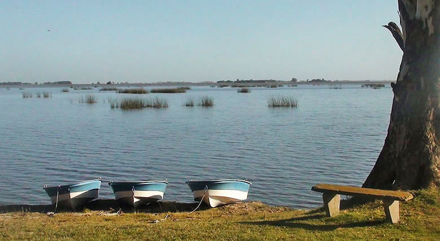 Foto de portada Laguna Vitel.jpg