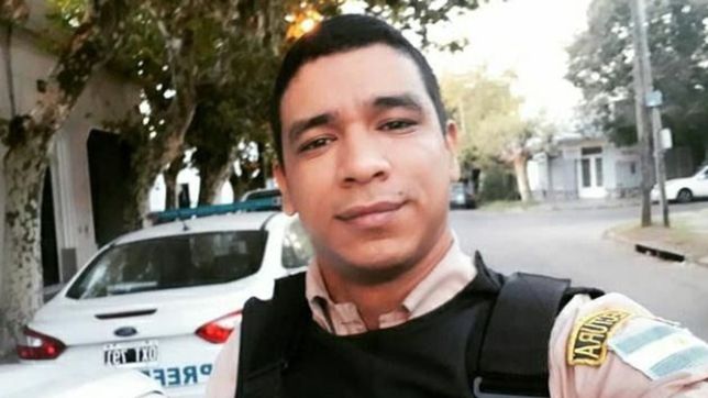 sigue la desesperada busqueda del prefecto desaparecido en el rio de la plata