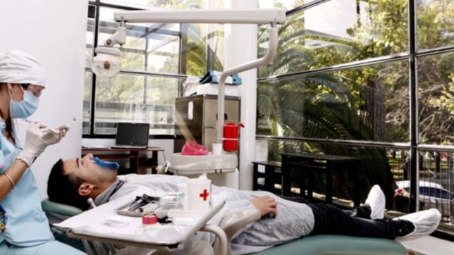 el hospital odontologico universitario implemento un servicio para prevenir enfermedades bucales