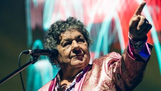 los palmeras vuelven a la plata y tocan en el estacionamiento de uno