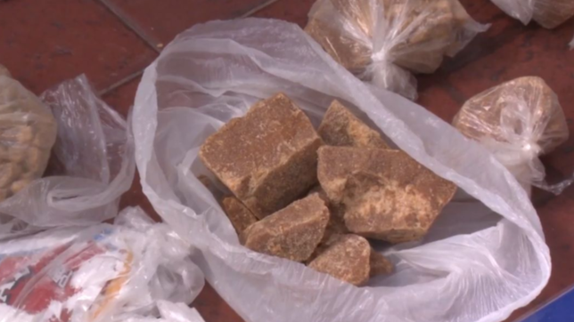 cayo banda narco en la plata: traian droga en tren y usaban una nena de 7 anos como pantalla