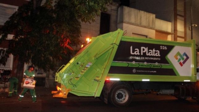 avanza la licitacion por la basura en la plata: se conoceran las ofertas de las empresas