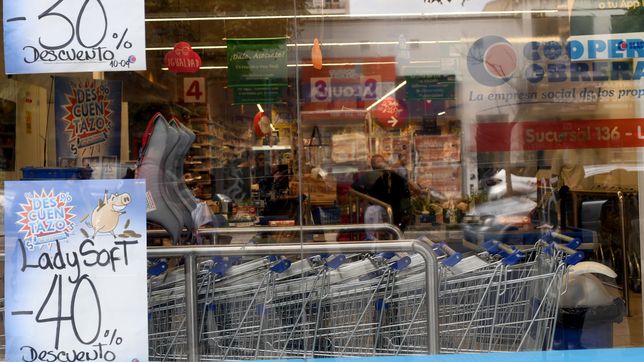 la fuerte decision de los supermercados argentinos frente al paro general
