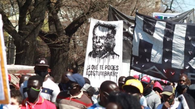 a 14 anos de la desaparicion, hubo marcha por julio lopez en la plata