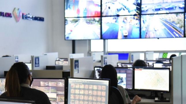 lectores de patentes, camaras y patrullajes: la red de prevencion del delito en la plata