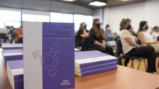 la docencia y la investigacion con perspectiva de genero en un libro presentado en la unlp